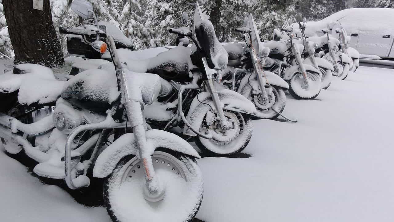 You are currently viewing Motorrad überwintern: So geht es richtig!